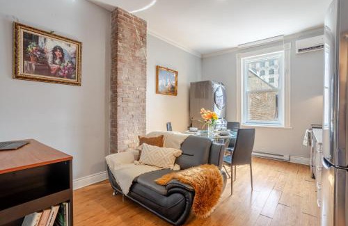 Downtown Montreal Apartamento | 3BDR Penthouse, Rooftop and BBQ in Crescent
