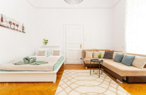 Belso-Ferencvaros Apartamento | 3BDR Spacious Stay Getaway Suite by NW