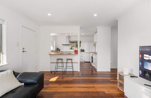 Brisbane Casa | 3Beds Value & Comfort Stay | Airport, CBD & Cafes