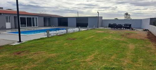 Praia da Vitoria Apartamento | 3BL Retreat - Escape & Poolparty