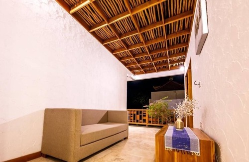Nakula Villa | 3BR 15 minutos a la playa, Seminyak central # 2