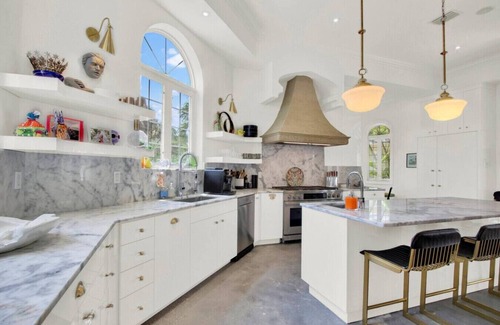 Snell Isle Casa | 3BR/2.5BA Luxury Granada Terrace Villa in St. Pete