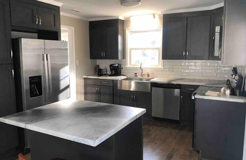 Hickory Apartamento | 3br/2ba APT, sleeps 7, comfortable and spacious for whole family to spread out