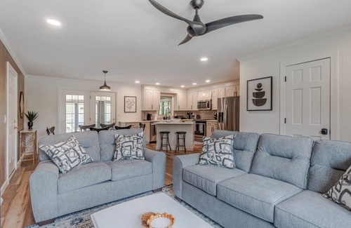 Wilmington Casa | 3BR, 2BA: Beautiful Coastal Escape Near Beach, Downtown, Shopping, Restaurants!