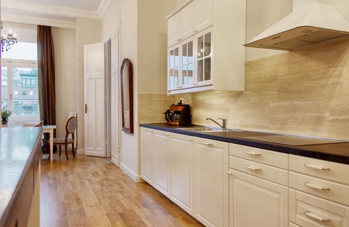 Terezvaros Apartamento | 4BR 3BHR con AC en OPERA