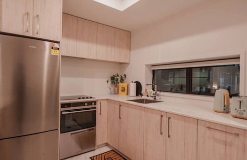 Christchurch City Centre Apartamento | 3BR/4BA Townhouse Sleeps 8 Parking Games