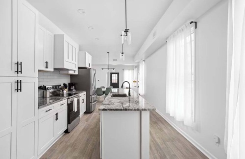 Holy Cross Casa | 3BR Arsenal Heights | Near Downtown