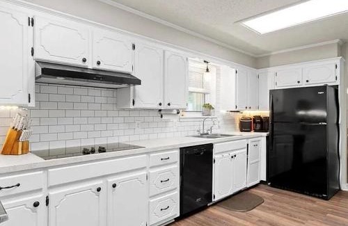 Broken Bow Casa | 3BR Broken Bow Home - Pet-Friendly, Near Beavers Bend & Lake