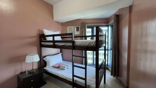Ermita Apartamento | 3BR Grand Riviera Suites by MrSayla