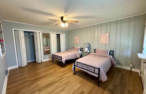 Knoxville Apartamento | 3BR Home Near Downtown Knoxville Long-Term OK