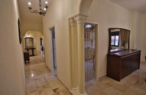 Batroun Apartamento | 3BR in Batroun Bahsa Old Souks