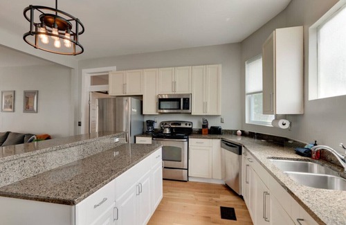 Eastwood Casa | 3BR in East Nash with YARD Walk to Shops & Eats