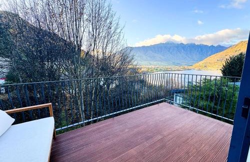 Frankton Apartamento | 3BR Lakeview Home with Balcony, Parking, Near Marina