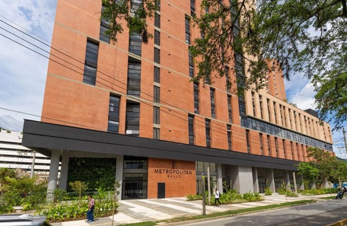 San Diego Apartamento | 3BR Luxury Design Apt-El Poblado w/Jacuzzi &Office