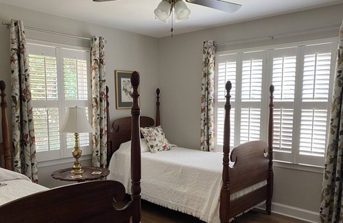 Aiken Cabaña | 3br MASTERS WEEK! Sleeps six! Walking distance to Palmetto GC or Bruce's Field