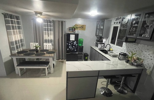 Angeles City Casa | NUEVO 3BR casa de dos pisos.