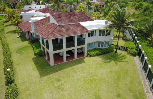 Cerro Gordo Villa | 3BR Beach Community- Villa de Palma cerca del Ritz Resort con piscinas y tenis