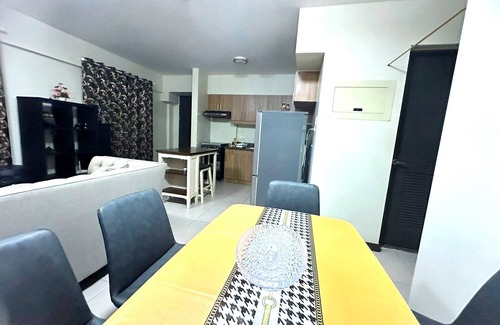 Paranaque Condominio | 3BR Resort Style Condo
