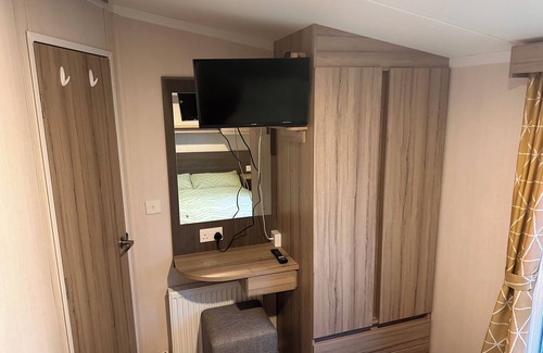 Skegness Cabina | 3br-sleeps6-parking-pool-nearbeach&skegness