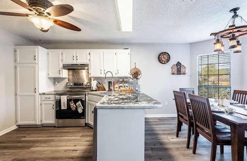 Conway Apartamento | 3BR Spacious Home w/ Game Room & Themed Bedroom