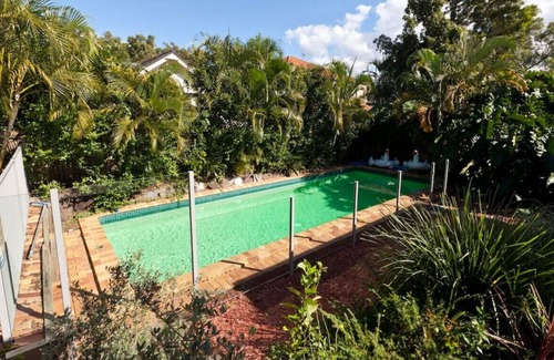 Southport Casa | 3BR Ultimate Hamptons Retreat - Pool, BBQ + More!