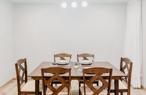 San Borja Casa | 3BR with Bright Style for 6 in San Borja