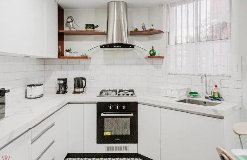 San Borja Casa | 3BR with Bright Style for 6 in San Borja