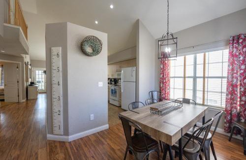 Branson Casa | 3BR with Loft - Near The Strip - FREE TICKETS INCLUDED - FW2-6