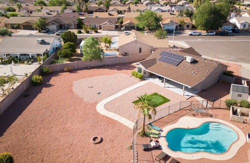 Glendale Casa | 3BR with Pool and Putting Green - 5 min away from Westgate/AZ Cardinals! Stadium