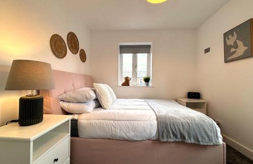 Sandbach Casa | 3CRST 2 Bedroom House Free Parking