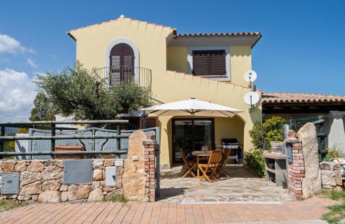 S'Iscala Apartamento | 3min dalla Spiaggia, Elegante Villetta a Budoni