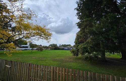 Hamilton Lake Casa | 3min to Hospital- No extra guest fee- Pet Friendly