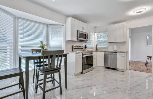 Antioch Casa | 3minAirport ♥ 10minDowntown ♥ FreeParking 3BD2.5BA