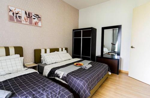 Ulu Tiram Apartamento | 3minstoAustinHeight CozyStay 1B1R Cube8teens6Pax