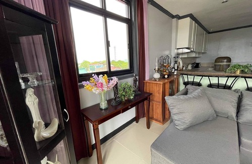 General Trias Casa | 3rd floor 2 bedrooms 1 bathroom accommodate 5pax or more, home away from home.
