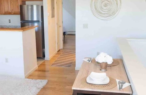 Poughkeepsie Condominio | 3rd Floor- Lovely, spacious, modern 1-bedroom apt.