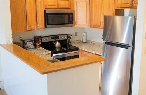 Poughkeepsie Condominio | 3rd Floor- Lovely, spacious, modern 1-bedroom apt.