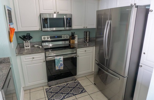 Panama City Beach Condominio | EMERALD BEACH 3RD PISO / MISMO QUE CAMINAR DE ESTACIONAMIENTO, ¡NO ESPERE AL ELEVADOR!