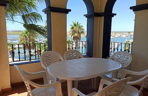 Punta del Moral Apartamento | 3ª PLANTA CON VISTAS FRONTALES AL PUERTO DEPORTIVOo