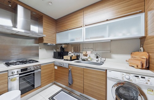 Jongno Apartamento | 3room 2bath / Bukaksan, Gyeongbokgung View / Botanical Suite Seoul