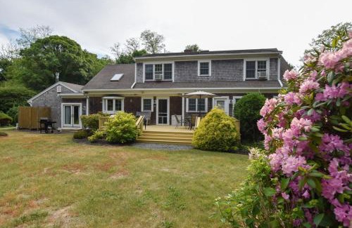 East Orleans Casa | 4-5 Min to Mill Pond or Nauset Beach