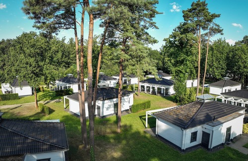 Zutendaal Chalet De Esquí | 4-6-person chalet in the holiday park Landal Mooi Zutendaal