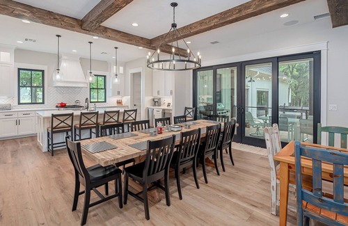 Kingston Casa | 4,750 Sq. Ft. Texoma Luxury Home w/ Hot Tub