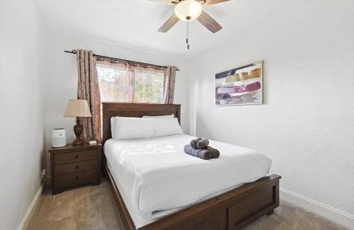 Weatherford Casa | 4-BD 2-BA Home Retreat Laundry Backyard