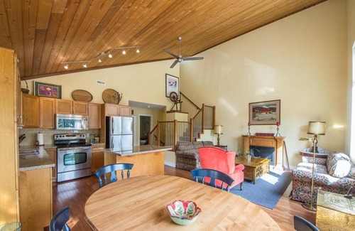 Whistler Cay Heights Chalet De Esquí | 5 hab / 3 baños / 5 minutos a pie de la aldea