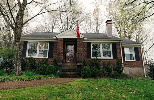 Whitebridge Casa | 4 bed/2 bath music themed cozy home