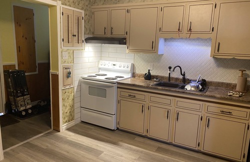 Fox Point Casa | 4 bed ,2 bathroom home. 2 of the 4 bedrooms are slightly smaller . Still comfort