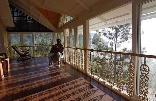 Stone House Area Cama Y Desayuno | Bungalow de 5 dormitorios y 5 baños con capacidad para 15 personas (desayuno incluido)