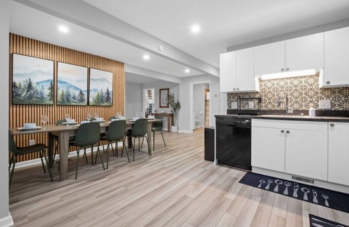 Redstar Casa | 4 Bed,3 Bath, Hot tub, Fun Game Room, Fire Pit, 12 min NRG