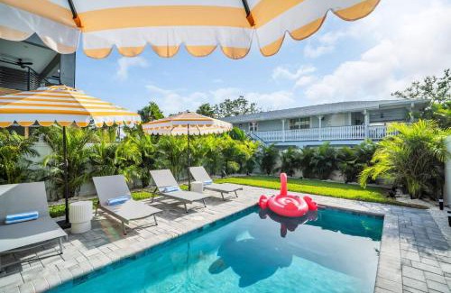 Indian Rocks Beach Casa | 4 Bed 3 Bath, Pool Table, Heated Pool, Walk2beach